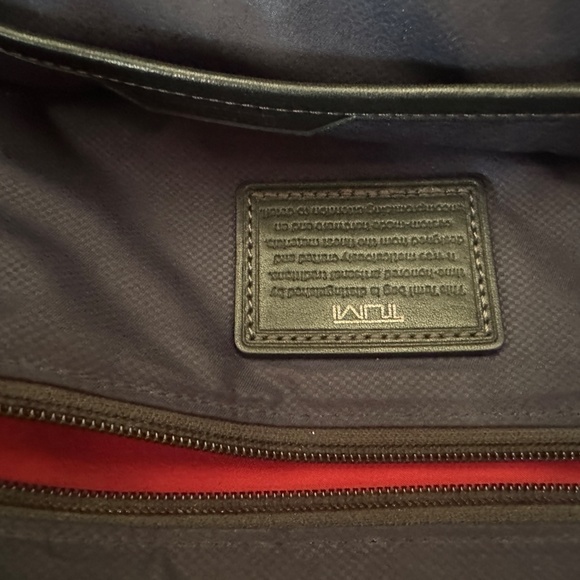 Tumi briefcase - Picture 5 of 6